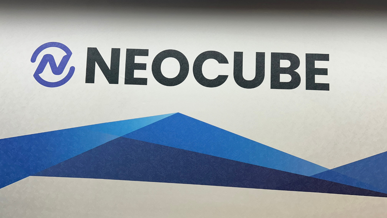 NeoCube